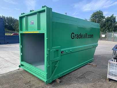 Gradeall C15 chain lift waste container 05